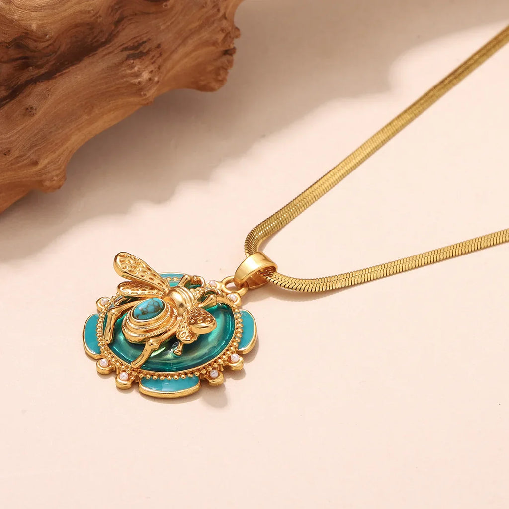 Chic Gold Turquoise Bee Pendant Necklace