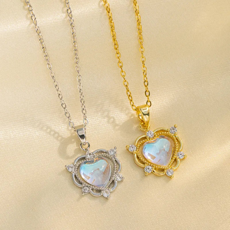 Moonstone Necklace – Heart Shape