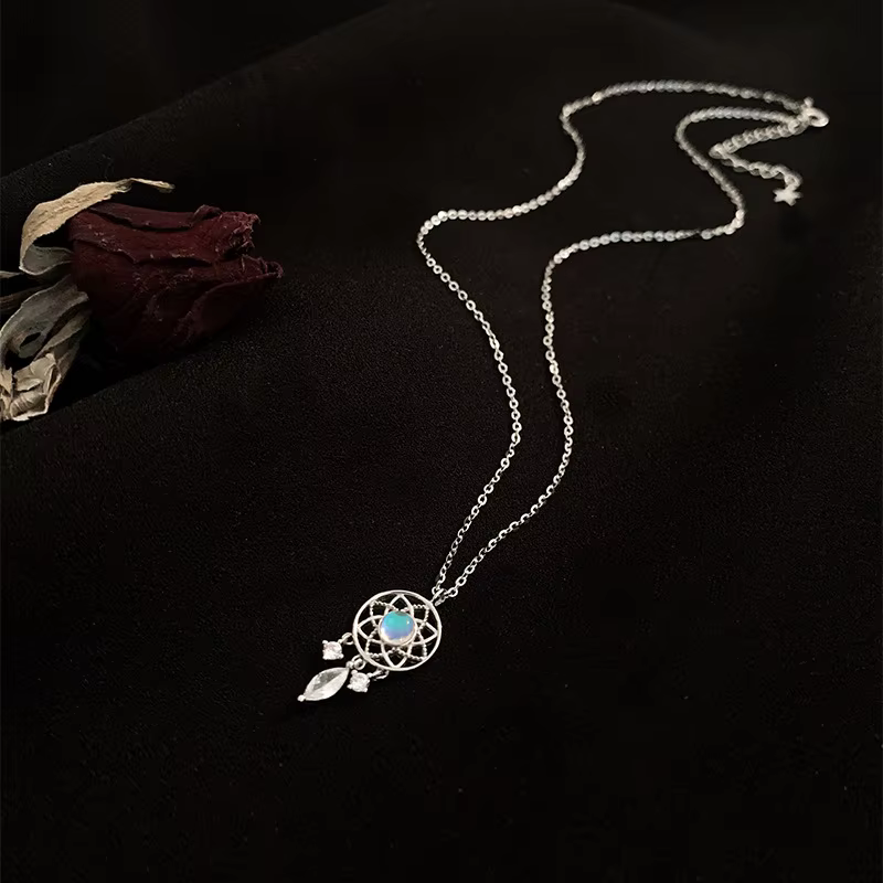 Moonstone Necklace – Dreamcatcher