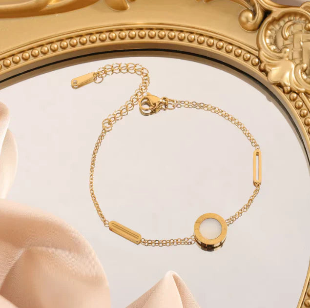 Vera Moonstone Bracelet